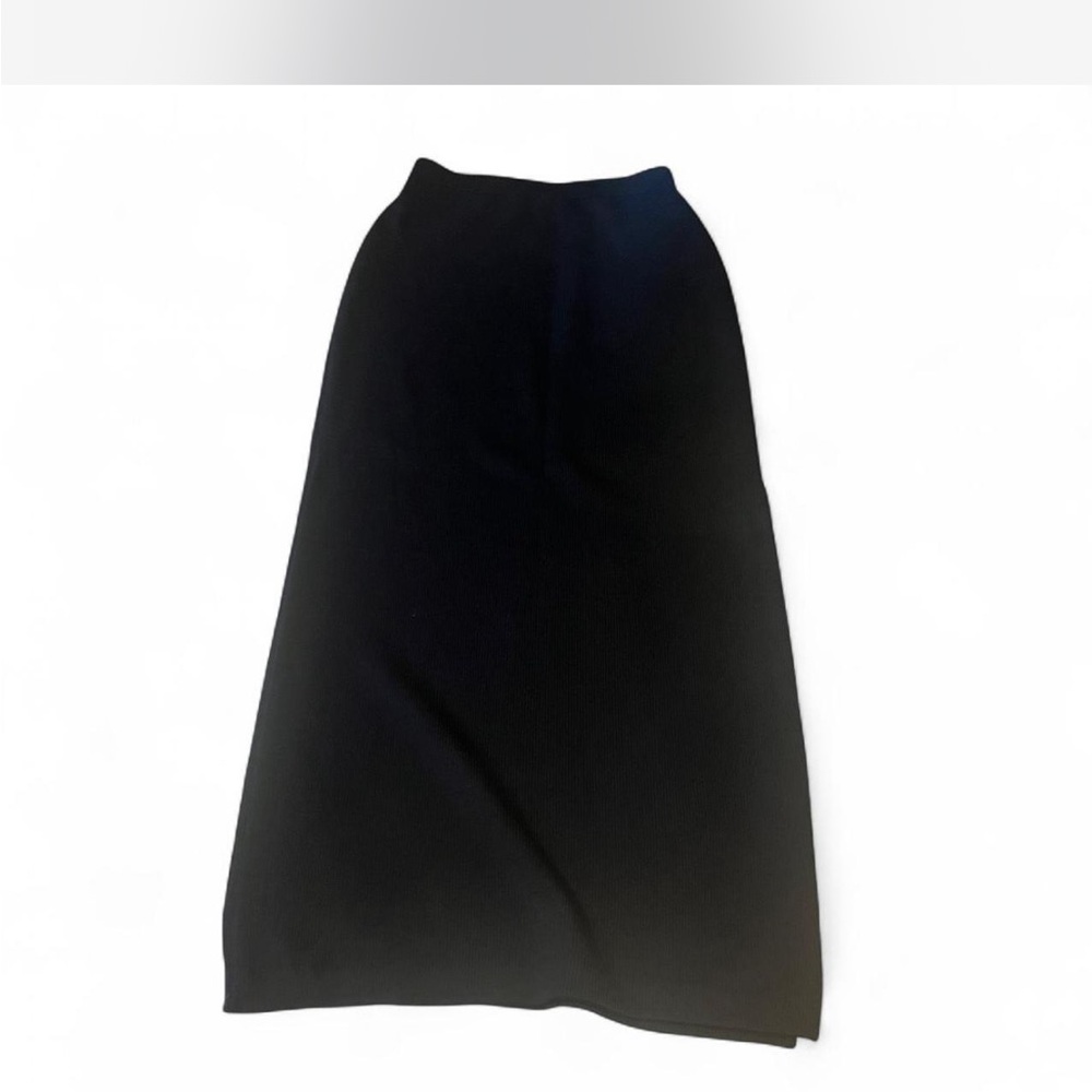 Vintage St. John knit Classic maxi Black Pencil Skirt in good condition